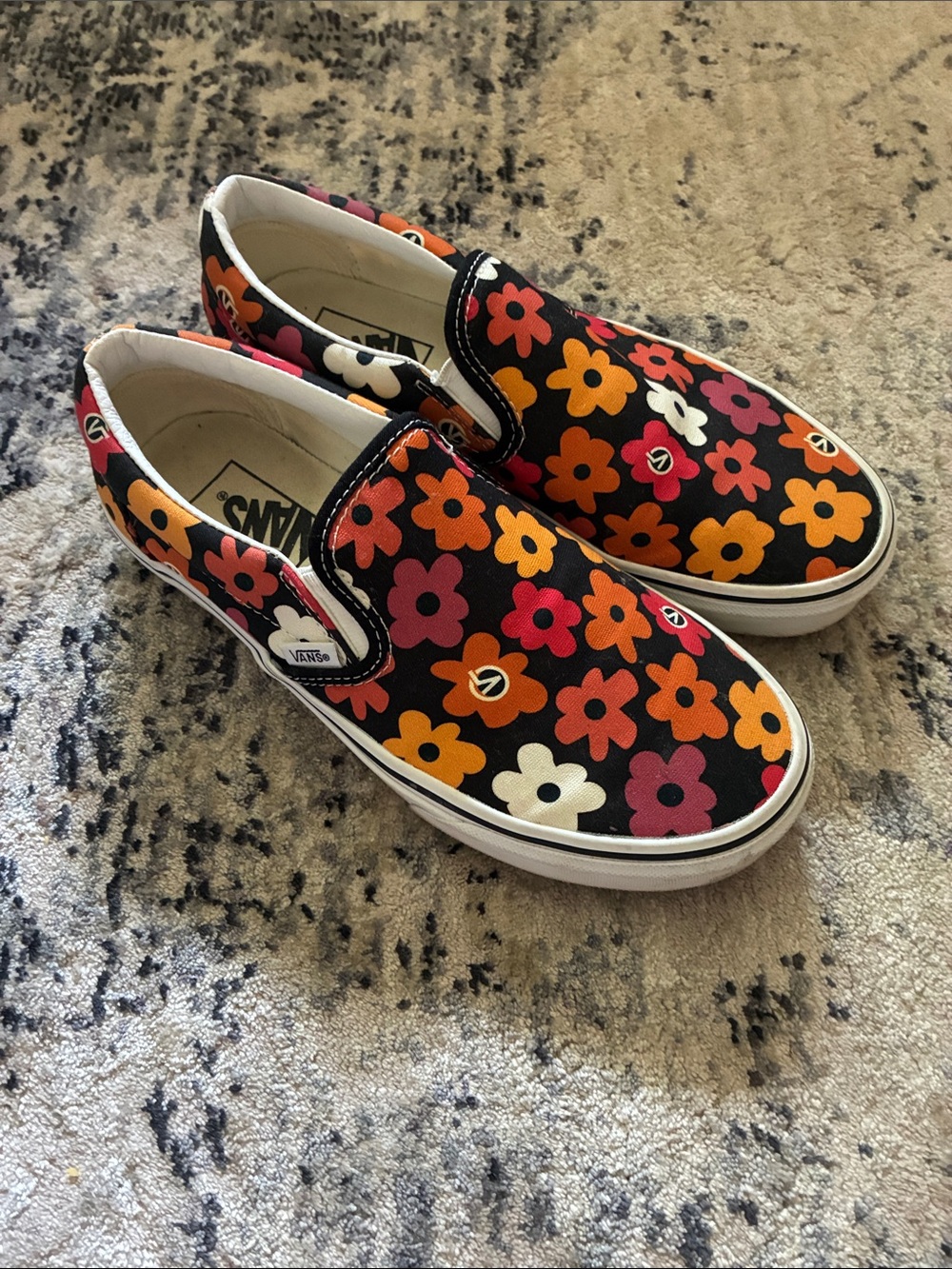 Van slip on flower print